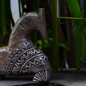 Ngựa Gỗ Decor – Carved Motif Sculpture